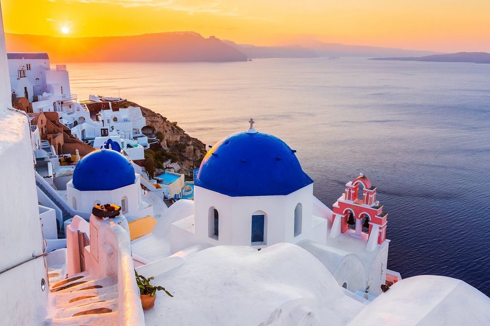 Santorini yacht charter